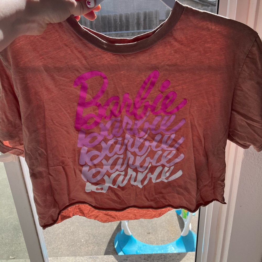 Various crop top and graphic tees